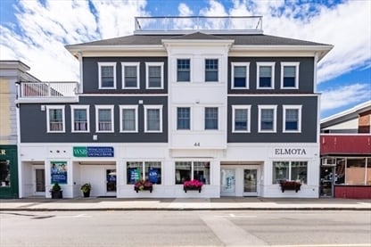 Primary Photo Of 44 Maple St, Danvers General Retail For Lease