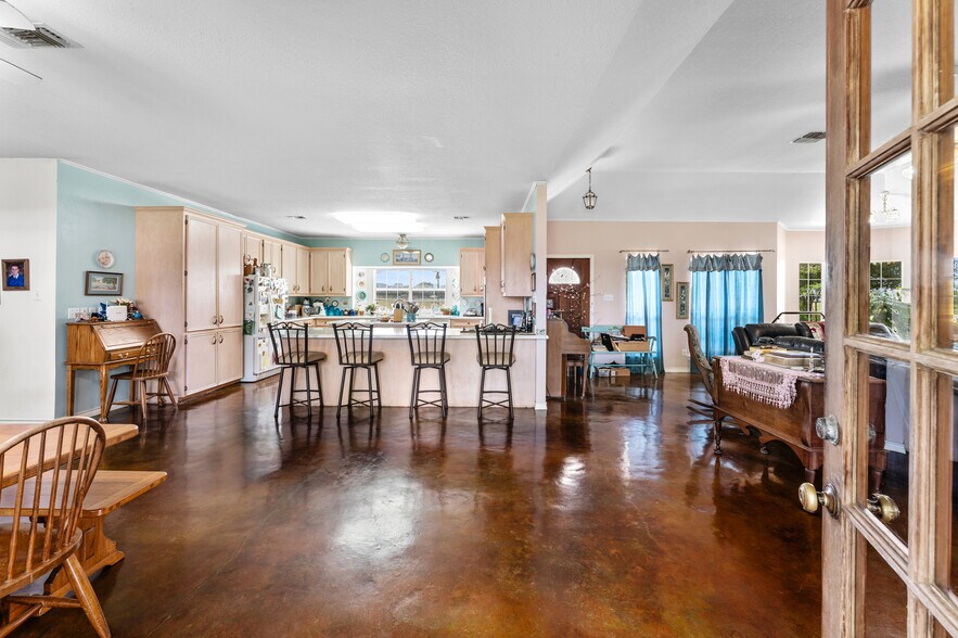 More Photos Of 14935 Highway 36, Needville Land For Sale