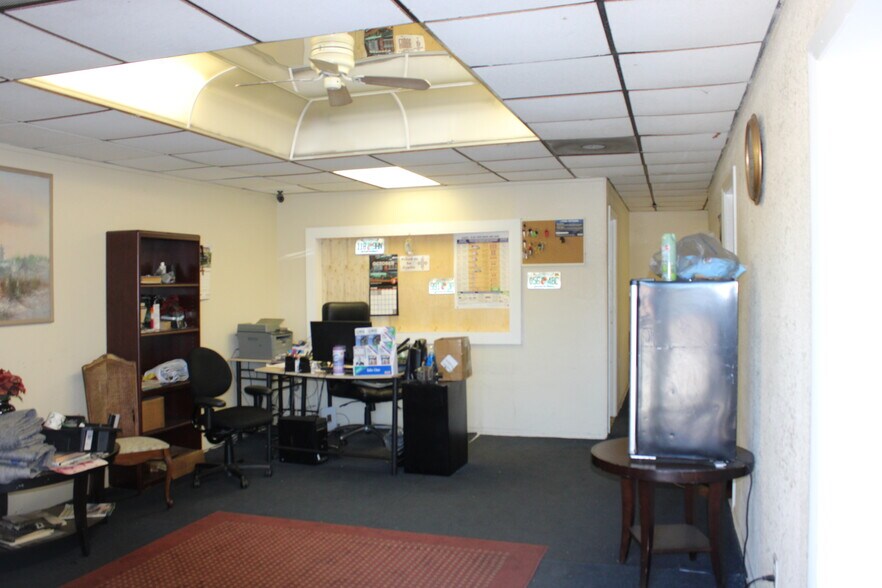 More Photos Of , Clearwater General Retail For Sale