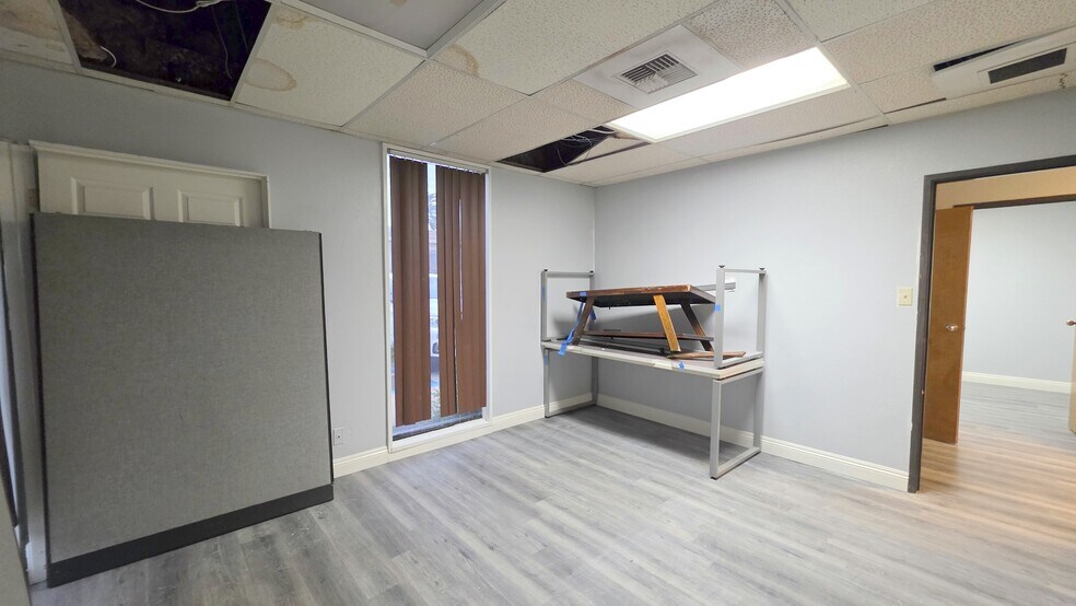 More Photos Of 647 E E St, Ontario Medical For Lease