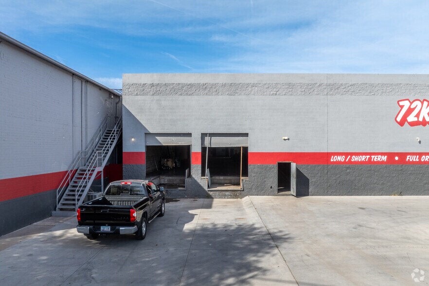 More Photos Of 260 S Hibbert St, Mesa Warehouse For Lease