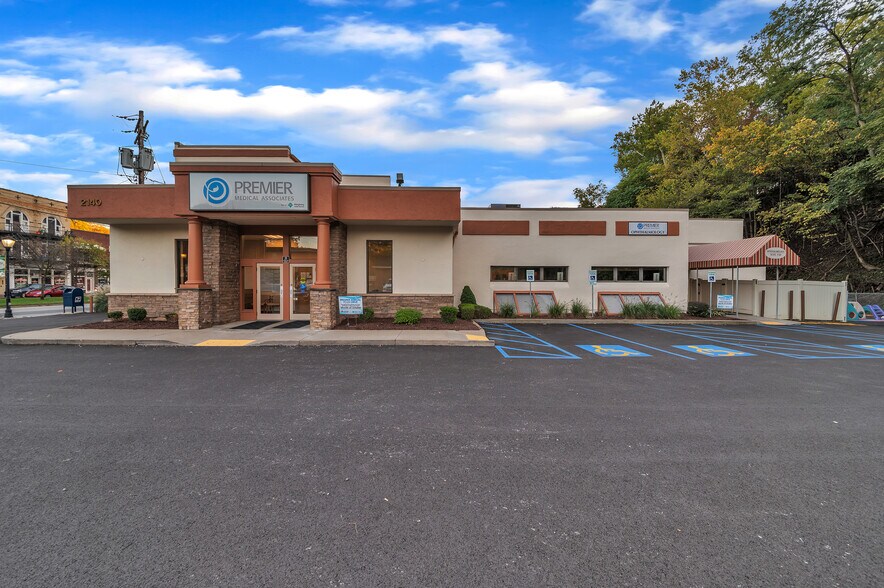 More Photos Of 2140 Ardmore Blvd, Pittsburgh Medical For Sale