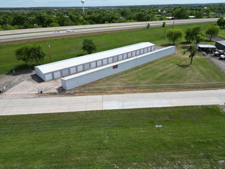 More Photos Of 208 Moore Ln, Lavon Industrial For Sale