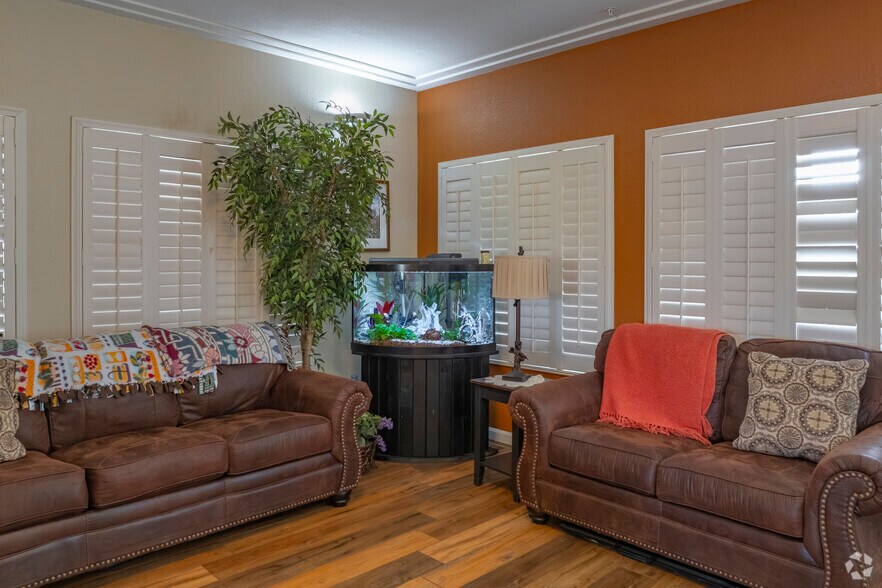 More Photos Of 15 S Ash St, Keenesburg Skilled Nursing Facility For Sale