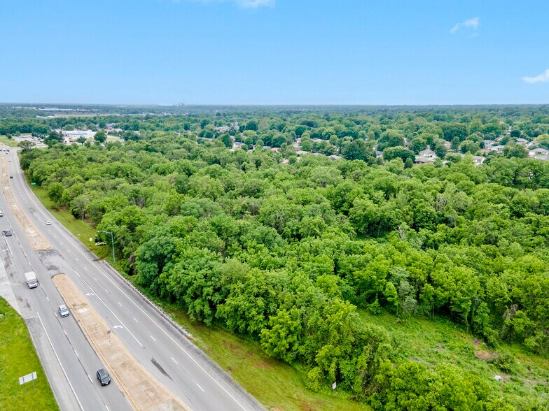 More Photos Of 321 S West Byp, Springfield Land For Sale