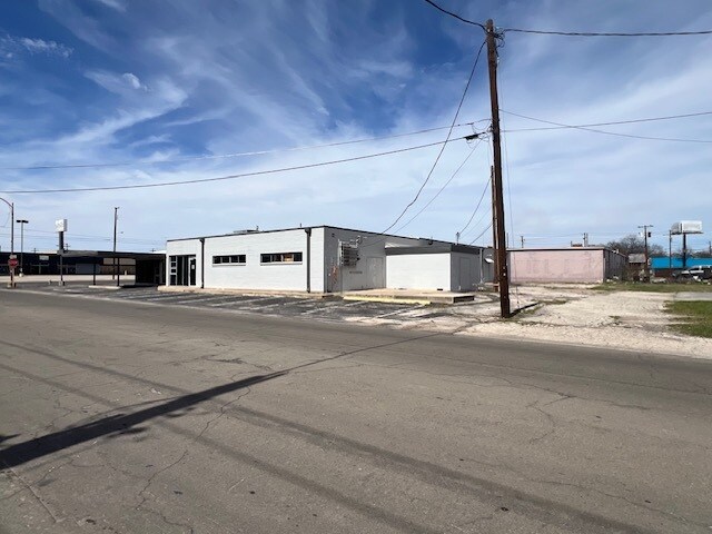 More Photos Of 802-806 N Gray St, Killeen Restaurant For Lease