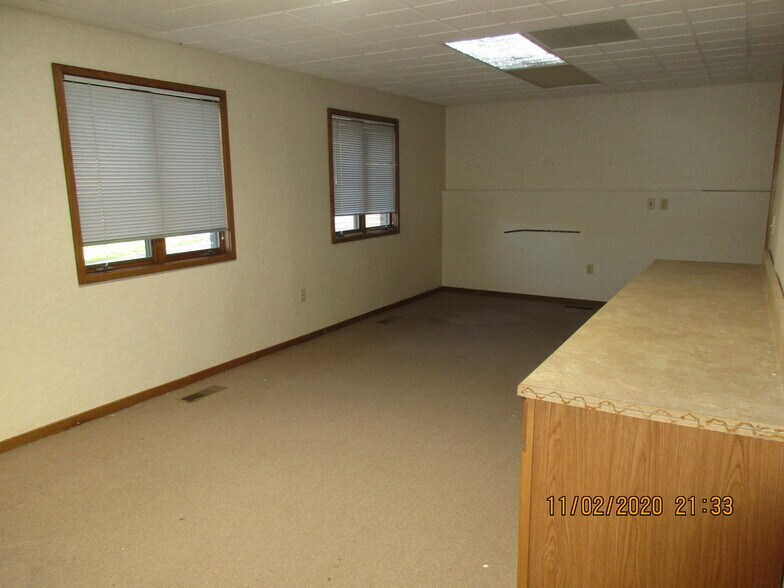 More Photos Of 3 Heritage Oak Ln, Battle Creek Medical For Sale