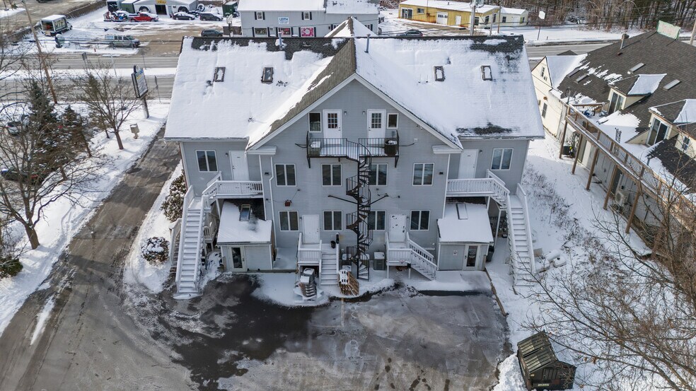 More Photos Of 91 Plaistow Rd, Plaistow Office For Lease