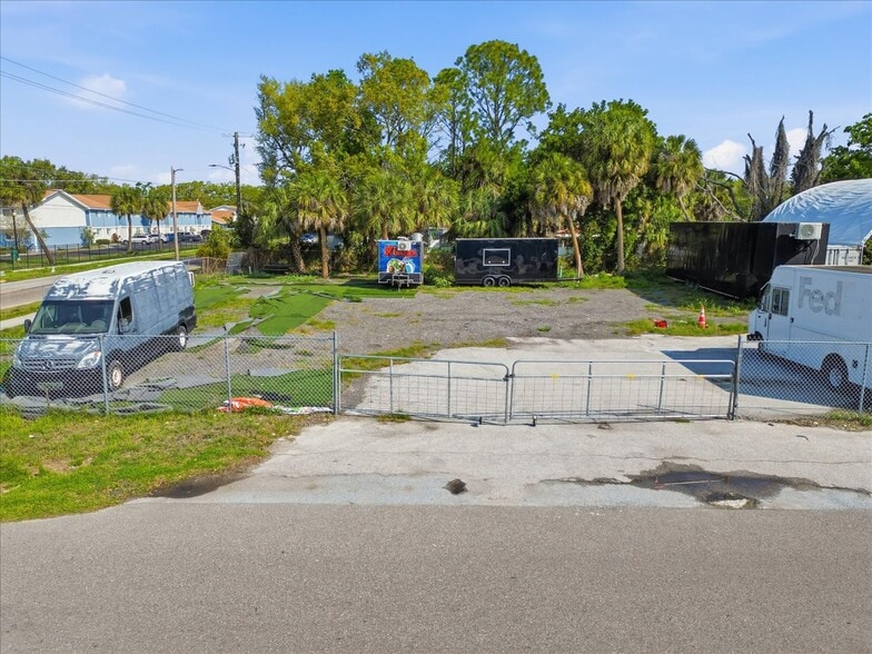 More Photos Of 7511 Winchester Dr, Tampa Land For Sale