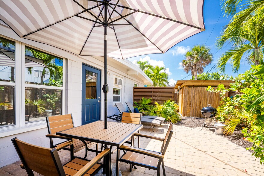 More Photos Of 1130 Gulf Blvd, Englewood Apartments For Sale
