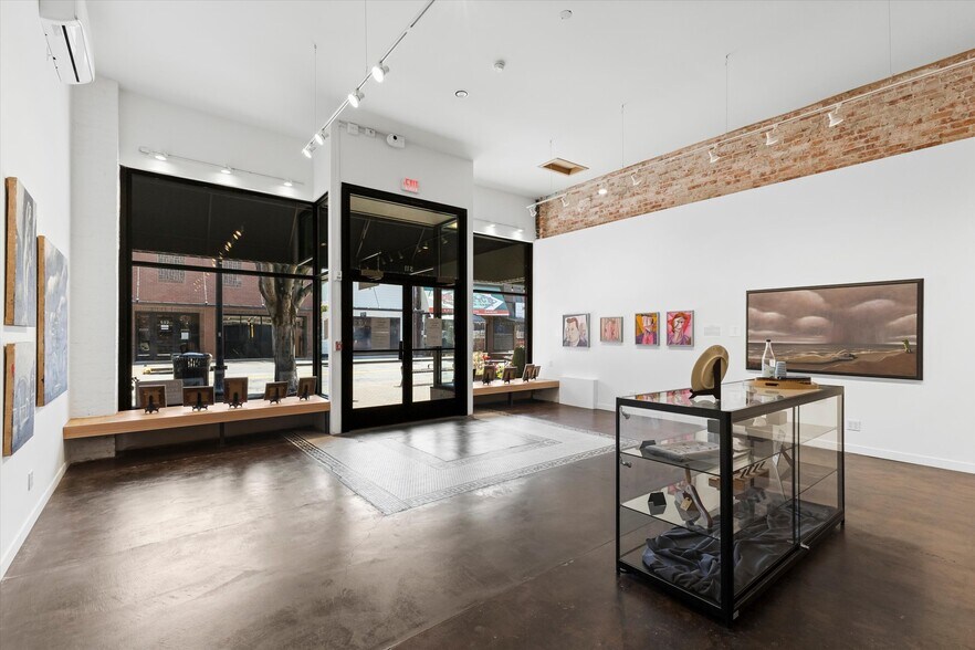 More Photos Of 511 S 1st St, Mount Vernon General Retail For Sale