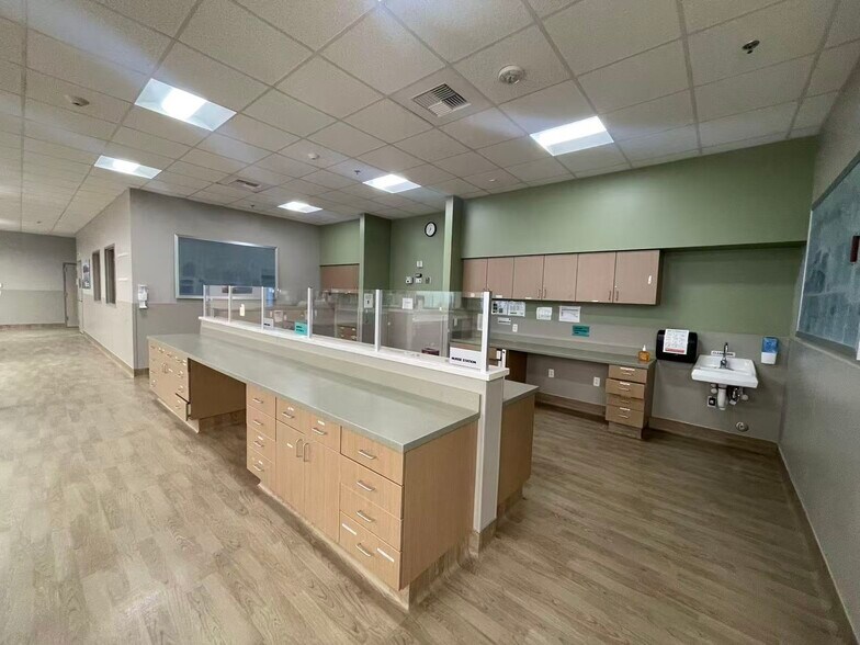 More Photos Of 14337 Imperial Hwy, La Mirada Medical For Sale