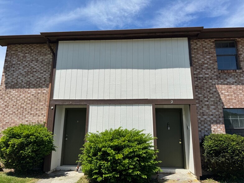 More Photos Of 237 Sherrad St, Marlinton Apartments For Sale