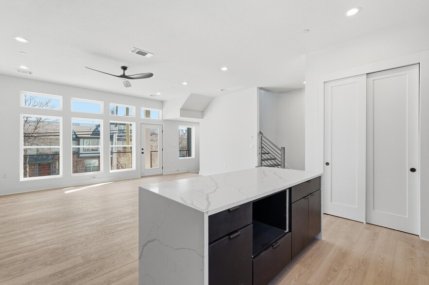More Photos Of 2202 N Carroll Ave, Dallas Apartments For Sale