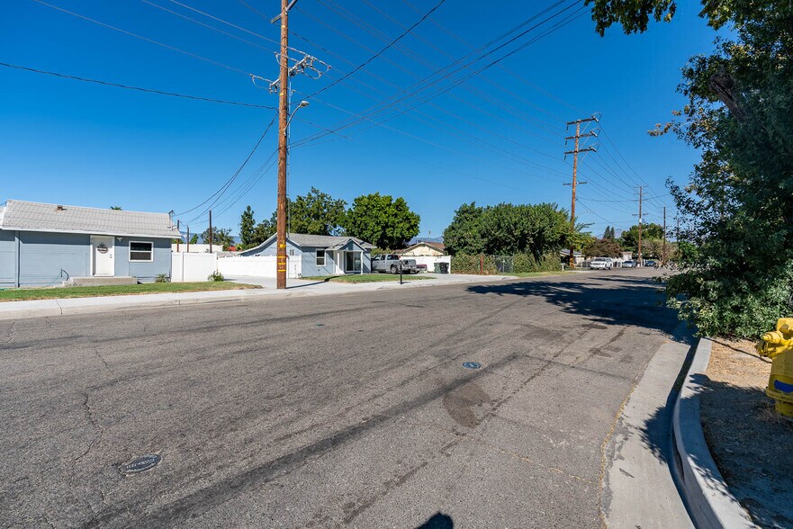 More Photos Of 326 E Caroline St, San Bernardino Land For Sale