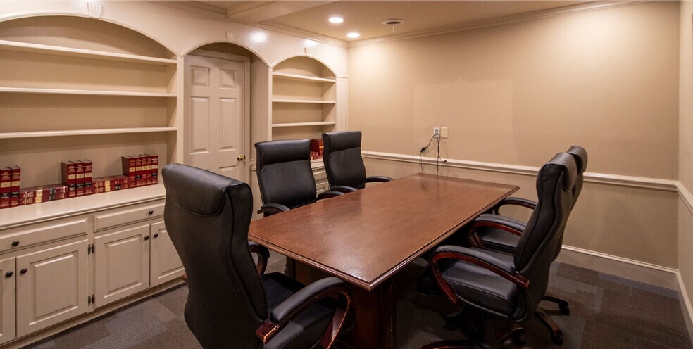 More Photos Of 216 N Mcdowell St, Charlotte Office For Sale