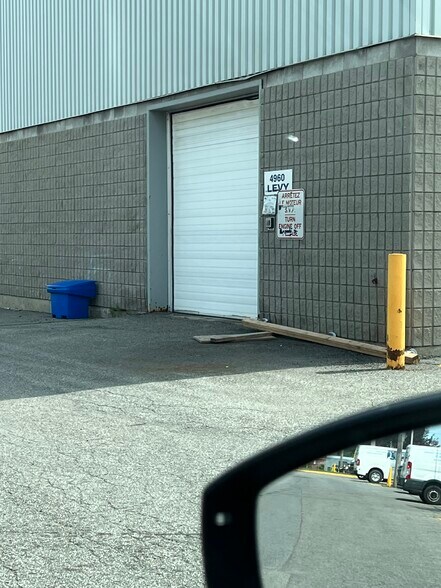 More Photos Of 4960 Rue Levy, Saint-Laurent Unknown For Lease