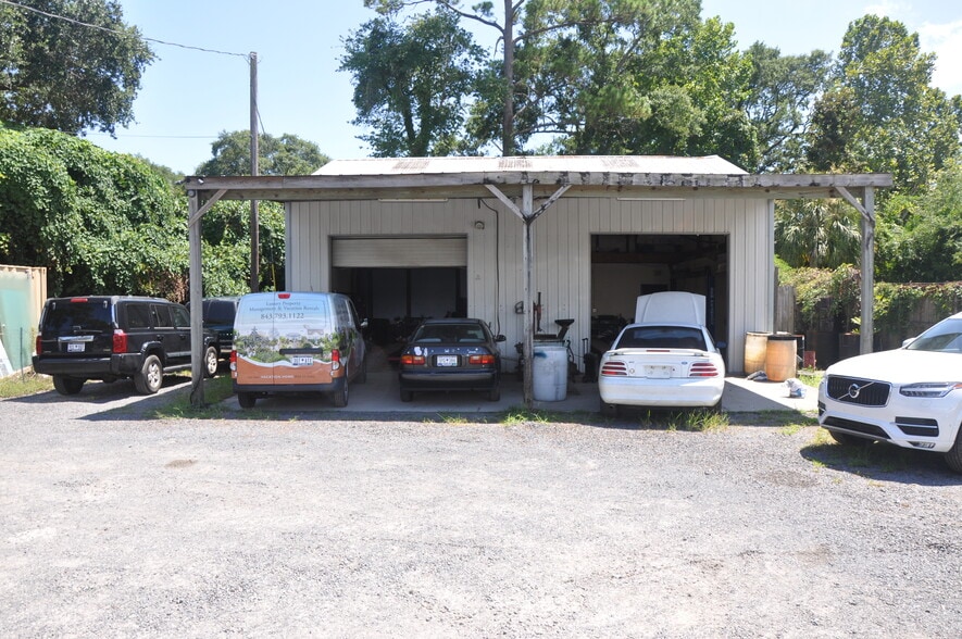 More Photos Of 1235 Ben Sawyer Blvd, Mount Pleasant Auto Repair For Sale