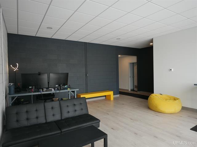 More Photos Of 608 Shelden Ave, Houghton Loft Creative Space For Sale