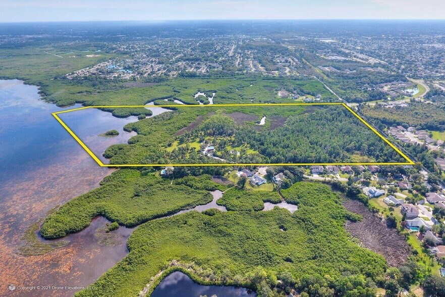 More Photos Of 3130 Shipwatch Dr, Holiday Land For Sale