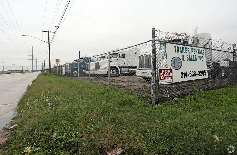 More Photos Of 4344 Irving Blvd, Dallas Light Manufacturing For Sale