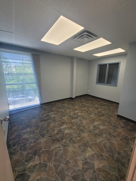 More Photos Of 17728 66 Av, Surrey Warehouse For Lease