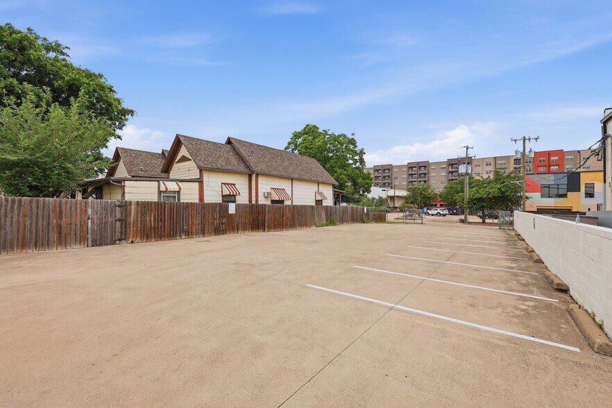 More Photos Of , Fort Worth Unknown For Sale