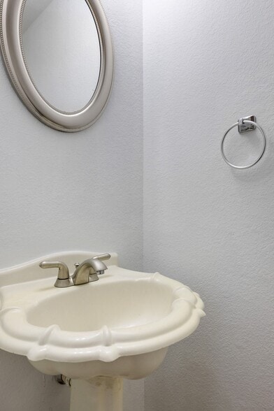 More Photos Of 4416 Campo Verde Dr, Austin Multifamily For Sale