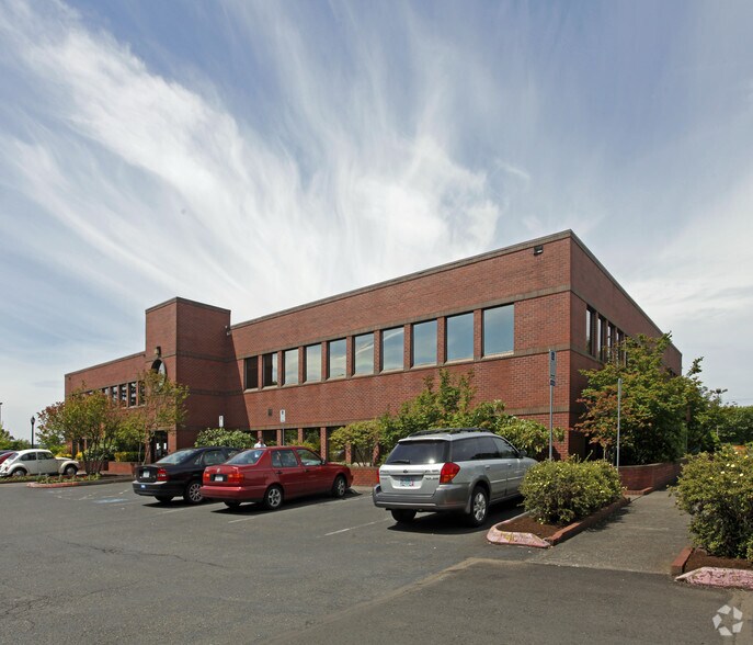 More Photos Of 8305 SE Monterey Ave, Portland Office For Lease