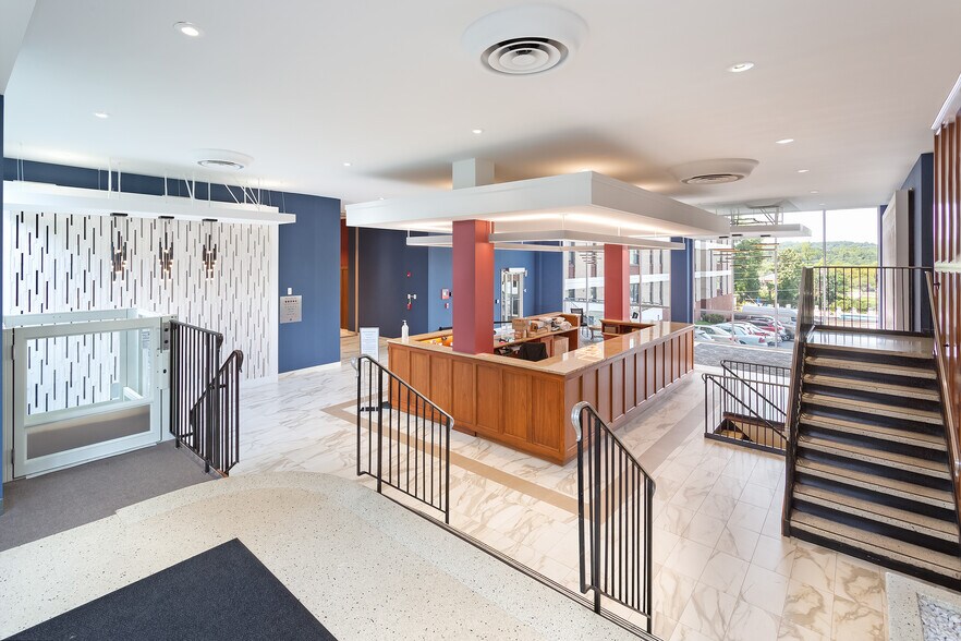 More Photos Of 4600 Duke St, Alexandria Apartments For Sale