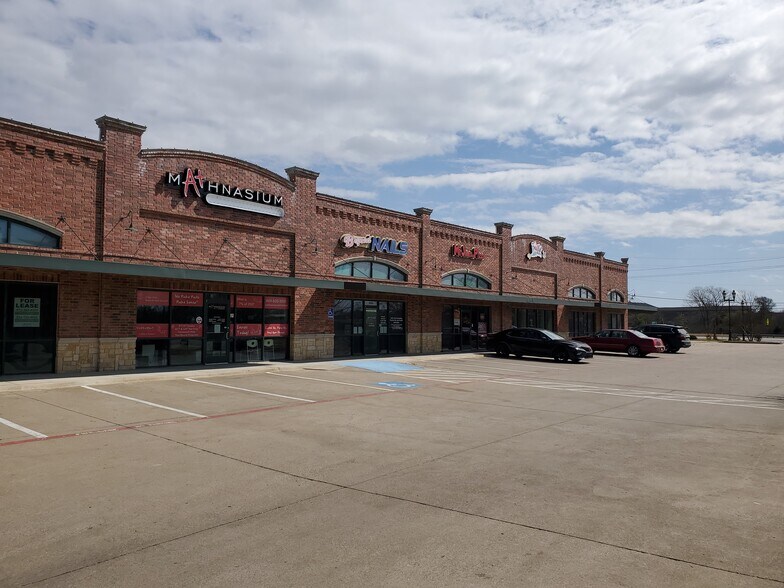 More Photos Of 205 S Main St, Red Oak Unknown For Lease