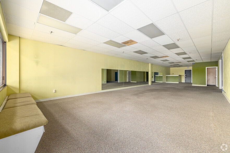More Photos Of 4901 E Silver Springs Blvd, Ocala Unknown For Lease
