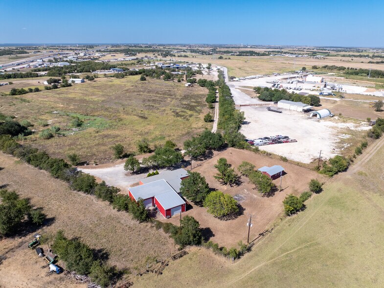 More Photos Of 400 Windy Hill School Rd, Georgetown Flex For Sale