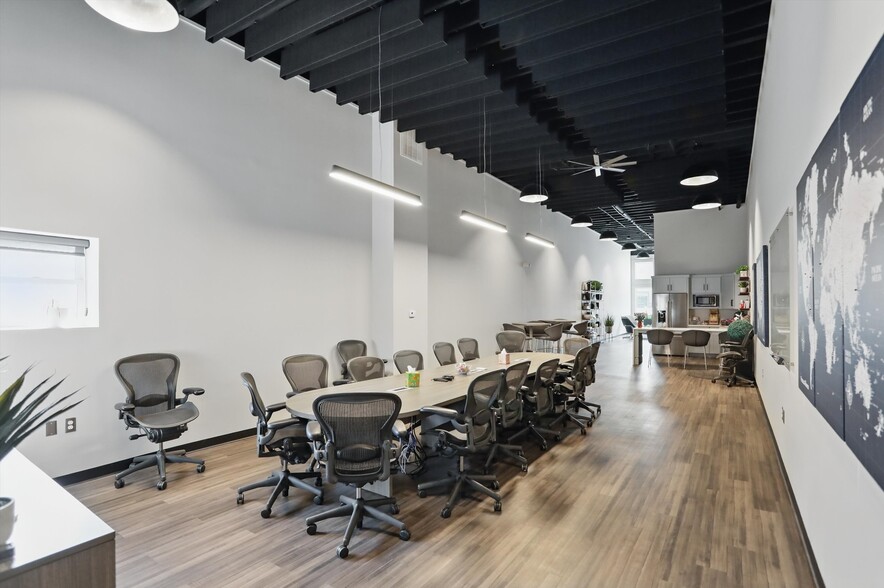 More Photos Of 164 E Jefferson St, Franklin Office For Sale