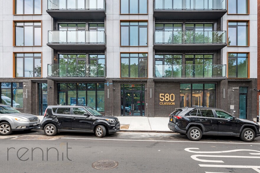 More Photos Of 580 Classon Ave, Brooklyn Apartments For Lease