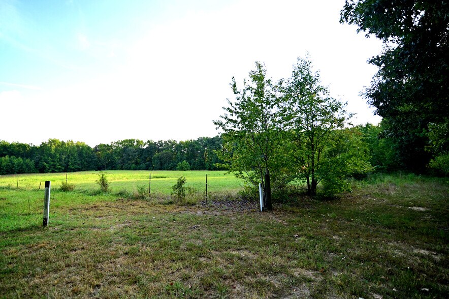 More Photos Of Cues Favorite @ La Plata Rd Route 488, Waldorf Land For Sale