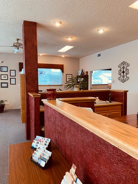 More Photos Of 2301 Main St, Susanville Storefront Retail Office For Sale