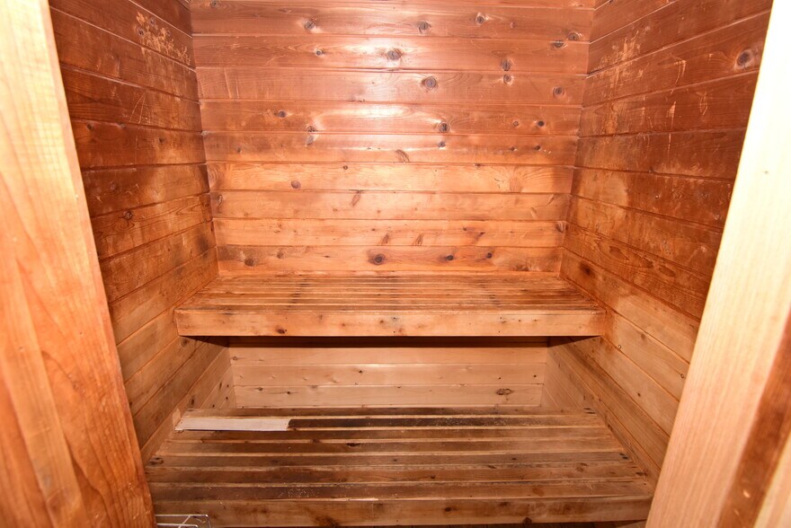 More Photos Of 1510-1520 Martin St, State College Sports And Entertainment For Lease