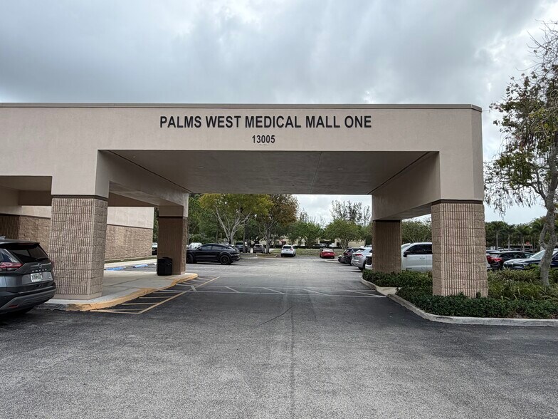 More Photos Of 13005 Southern Blvd, Loxahatchee Medical For Sale