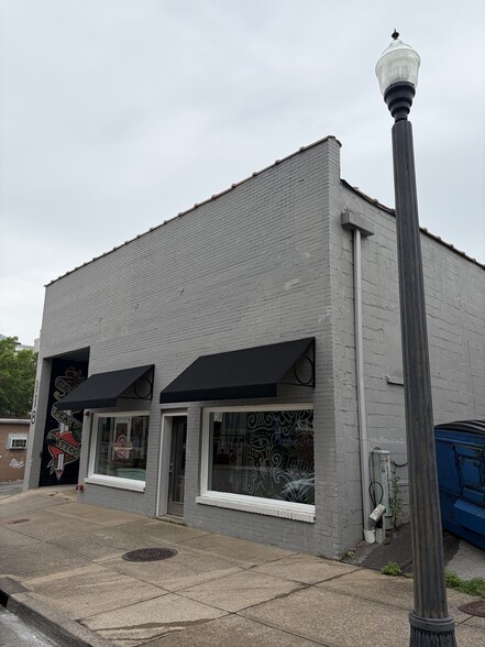 More Photos Of 118 W Vine St, Murfreesboro Freestanding For Sale