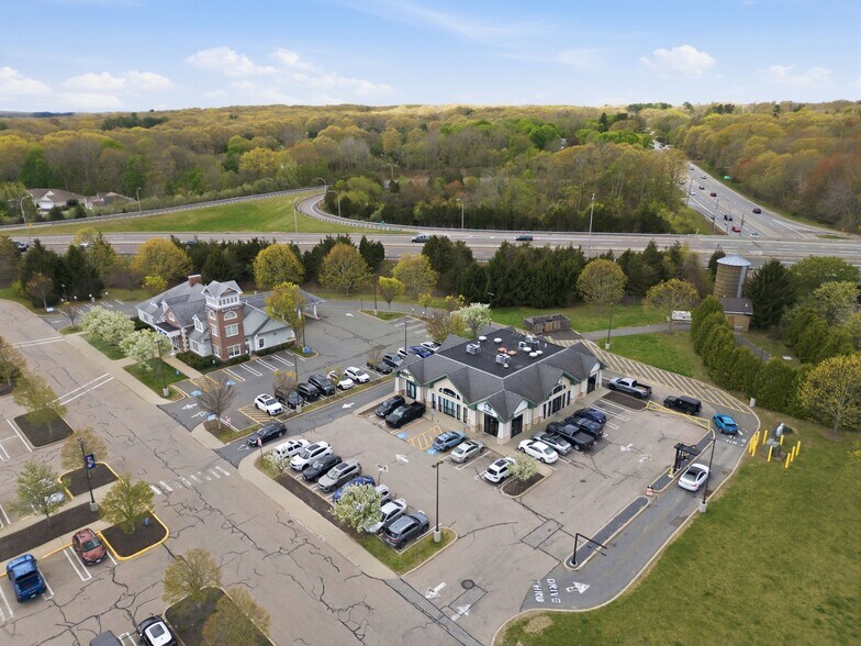 More Photos Of 1260 Ten Rod Rd, North Kingstown Unknown For Lease