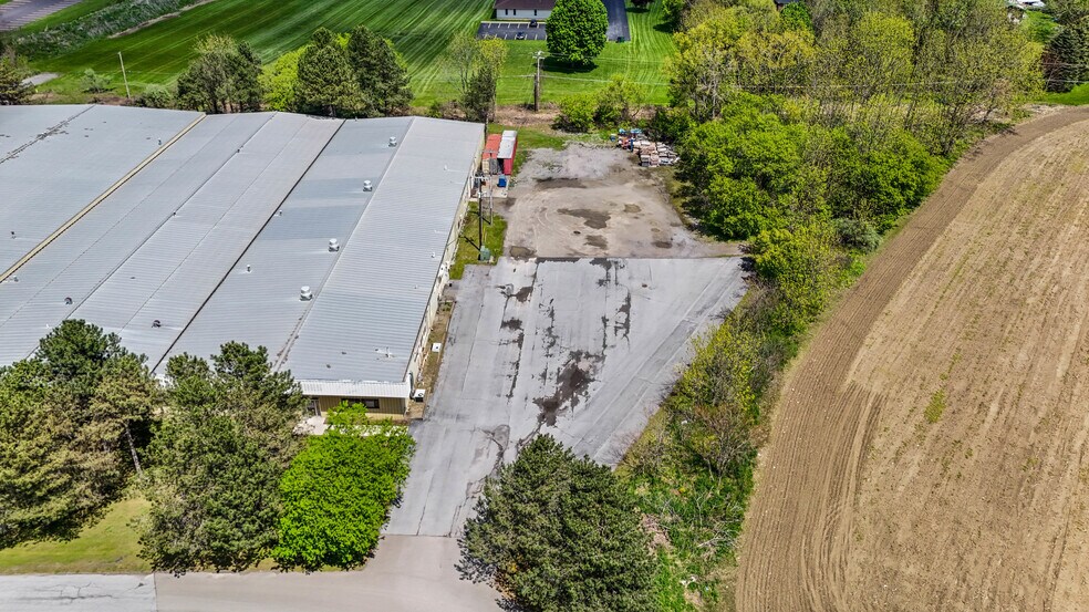 More Photos Of 10 Forbes St, Dansville Manufacturing For Lease
