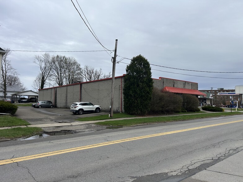 More Photos Of 213 W Main St, Grove City Drugstore For Sale