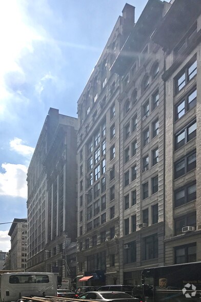 Primary Photo Of 6-8 W 18th St, New York Office For Lease