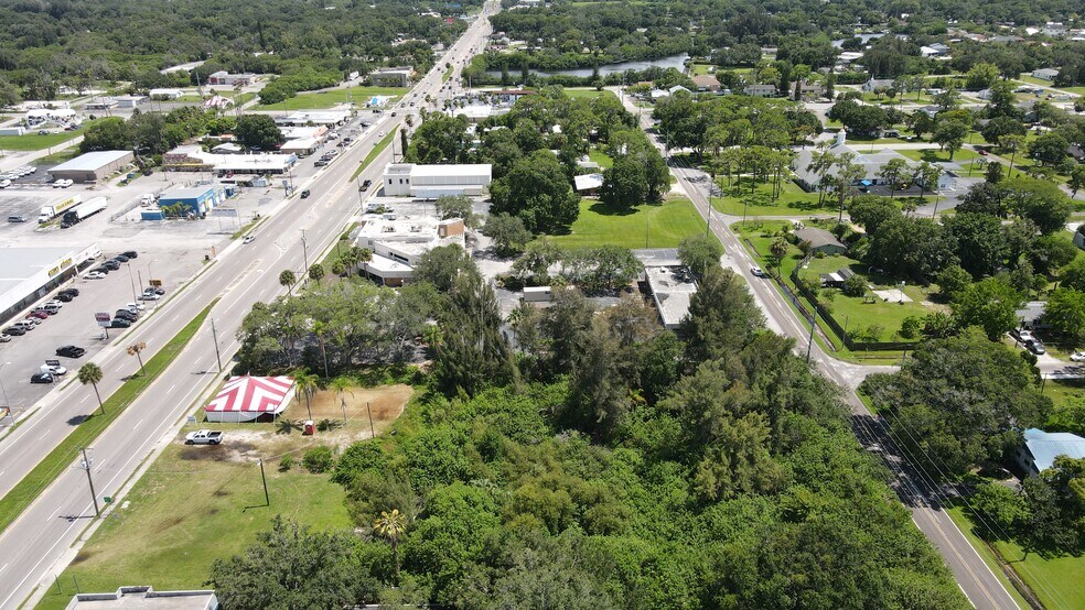 More Photos Of 610 N US Highway 41, Ruskin Land For Sale