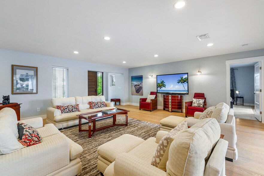 More Photos Of 1768 Tudor Rd, North Palm Beach Specialty For Sale