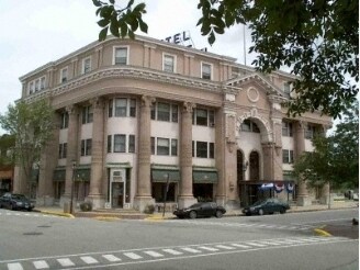 More Photos Of 25 Hartford St, Rumford Apartments For Lease