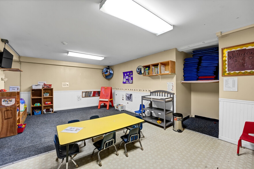 More Photos Of 7828 S Northshore Dr, Knoxville Schools For Sale
