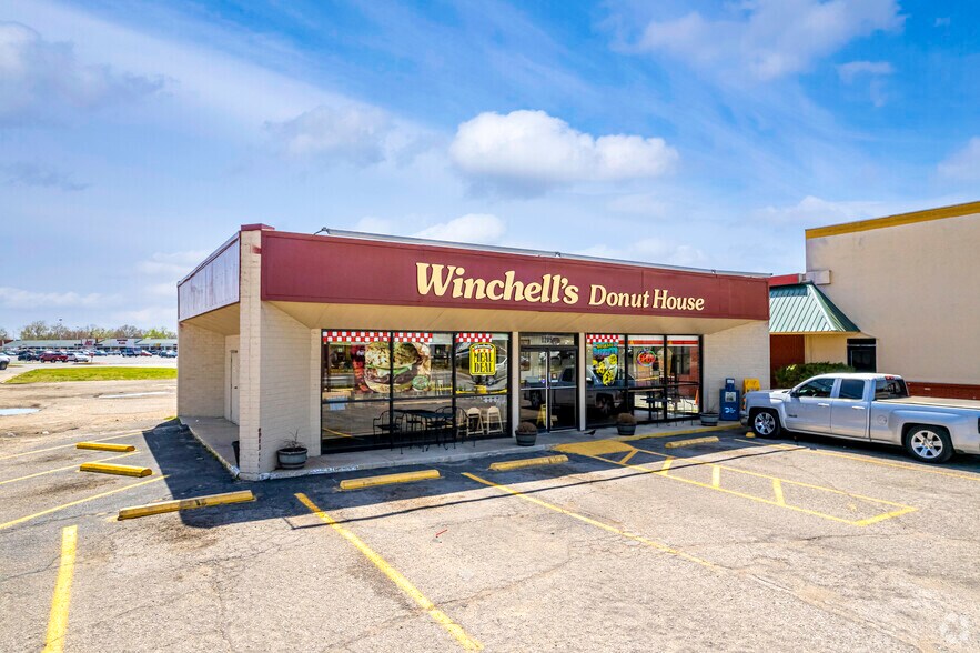 More Photos Of 2401-2565 S Seneca St, Wichita General Retail For Sale
