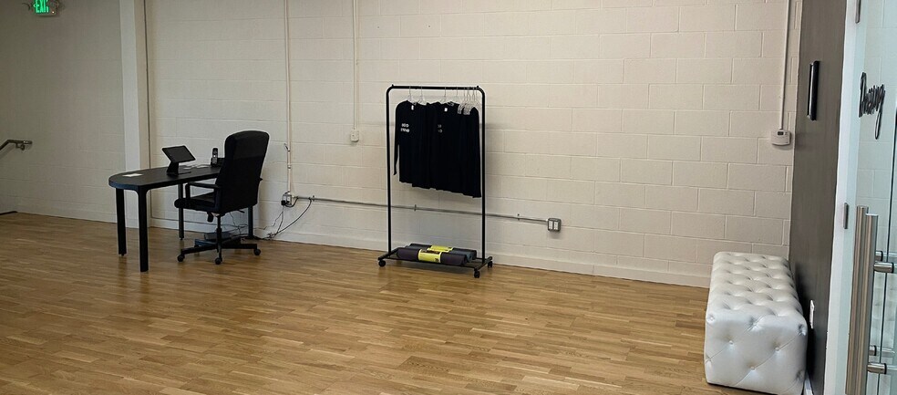 More Photos Of 264 Dore St, San Francisco Warehouse For Lease